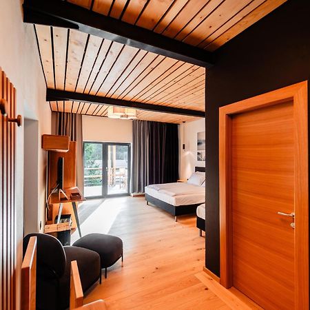 Complexul Turistic Cheile Butii Hotel Cimpu lui Neag Luaran gambar