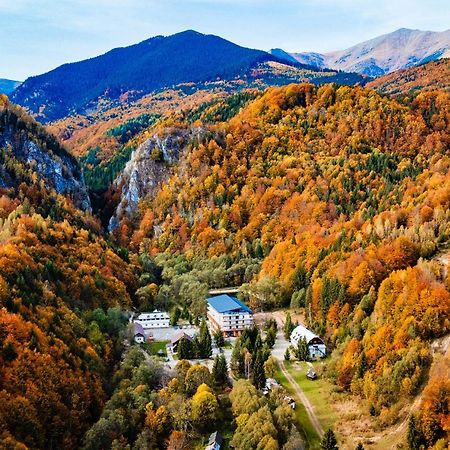 Complexul Turistic Cheile Butii Hotel Cimpu lui Neag Luaran gambar