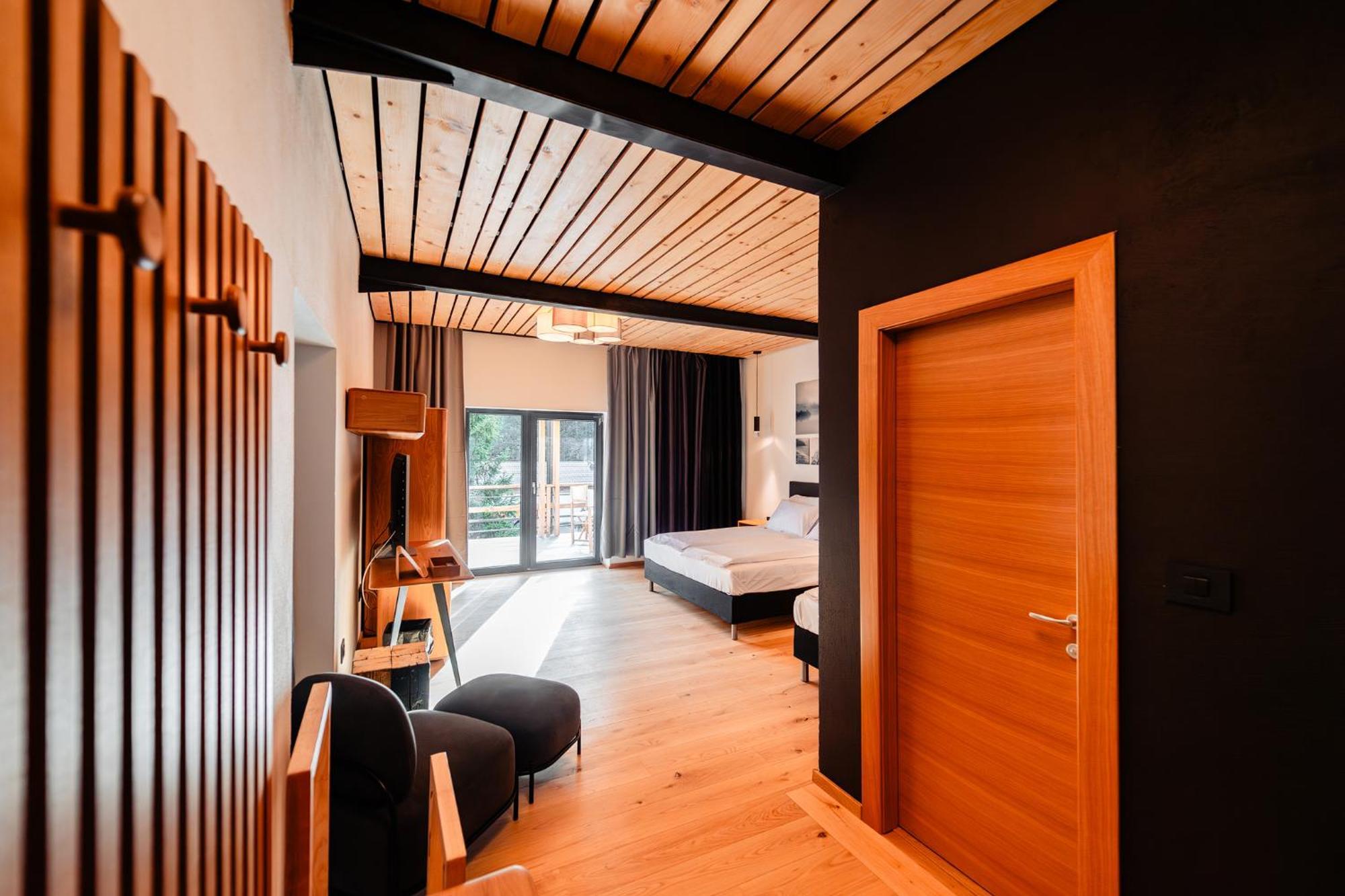 Complexul Turistic Cheile Butii Hotel Cimpu lui Neag Luaran gambar