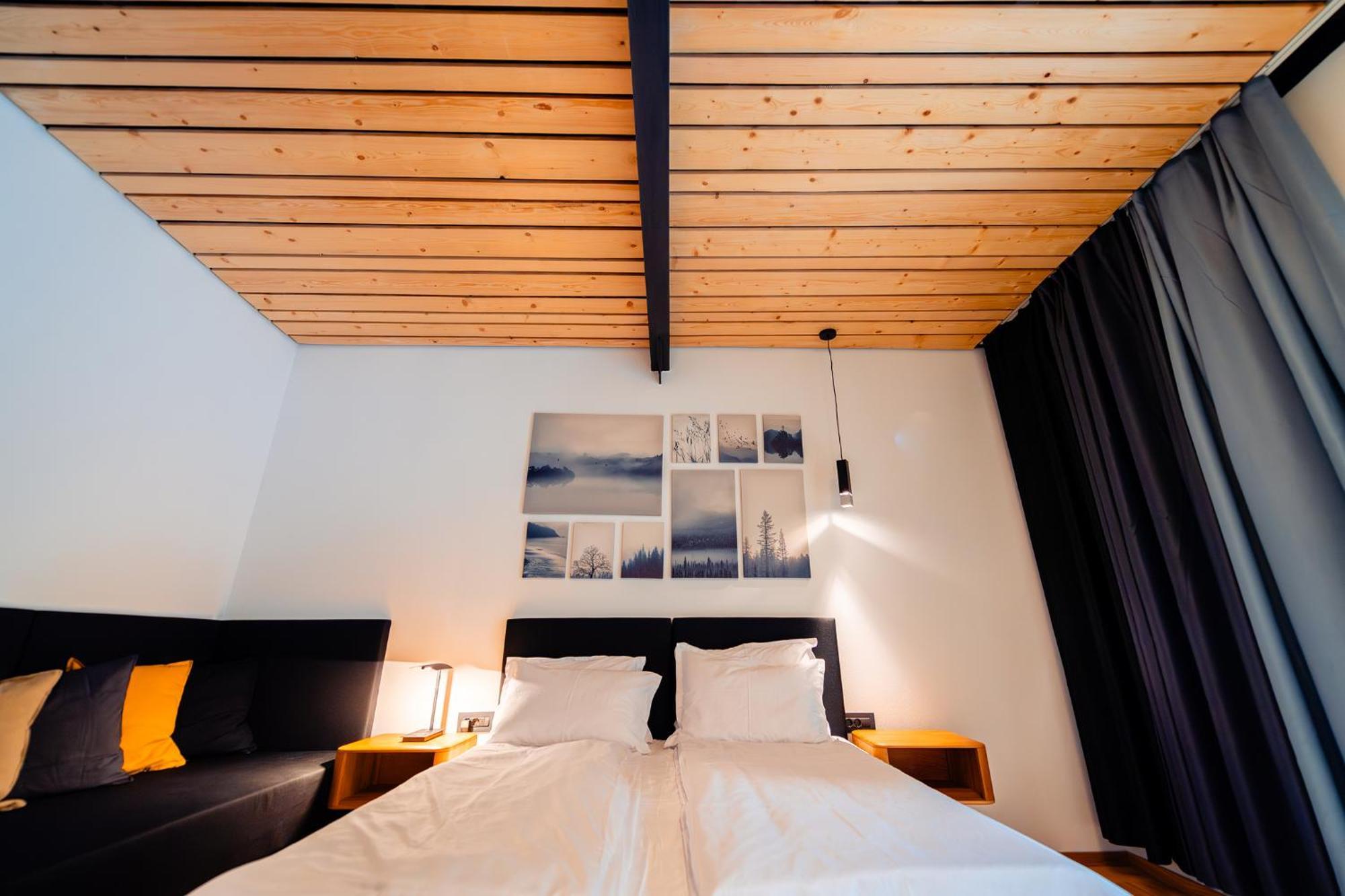 Complexul Turistic Cheile Butii Hotel Cimpu lui Neag Luaran gambar